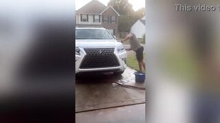 Handyman Helps Hawt Mother I'd Like To Fuck Danni Jones With Her Soaked Cunt