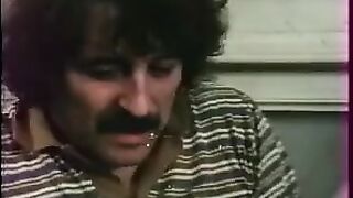 Patricia small fille mouillee (1981)