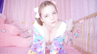 COZY ANAL: a sweetheart in pajamas plays with her gap :three