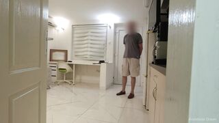 Cute delivery stud came back with flowers and I gave him a oral-sex.