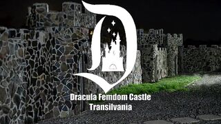 Struggling for air below 3 charming booty - Canadian Mistresses at Dracula Femdom Castle
