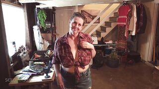 A hawt older mother I'd like to fuck seduces a silly youthful guy that's into dream, when this babe hires him for chores.