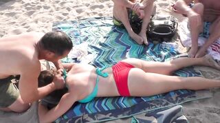 Hot Massage on Fresh York Public Beach
