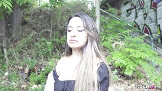 GERMAN SCOUT - Tiny Latin chick Midget Munequita Enfadada Talk to Large Wang Casting Screw