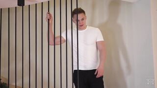 Sex with my bf and gf in the run-up to Christmas is the superlatively good gift ever