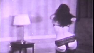 BETTY PAGE UNCOVERED - Full Vintage Video