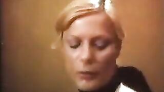 Secretaire tres particulaire