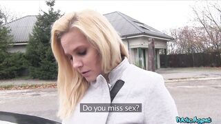 Public Agent - Real amateur mother I'd like to fuck and Wife didn't wait that!