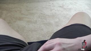 Sonia Harcourt stops by to hang out and get her knees obscene