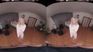 FuckPassVR - Slutty golden-haired Candee Licious implores for her constricted arsehole stretched around dick