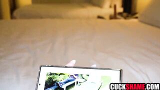 Cuckold spouse watching wife screwing stranger's bbc