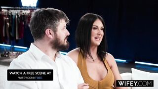 WIFEY Hubby Watches As His Lewd Wife Sienna Rae Gets Double Permeated In Front Of Him