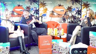 RICHELLE RYAN TEACHES HOW TO MAKE A GAL COME