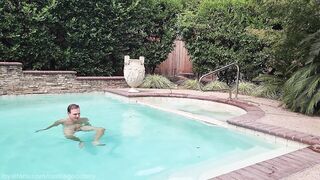 bb sex underwater Dad JT does hunk in pool!