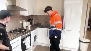 That guy Came to Fix My Washing Machine and Came in Me Instead – Repairman creampies Roadman