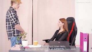 Employee's been called on the carpet to his HAWT BOSS and this chab drilled HER BOOTY ;)