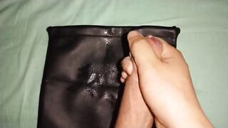 (Dialoghi in italiano) Per tua moglie stupido cornuto