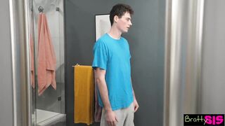 Wicked Nikki Nicole Slurps up Stepbro's Large Penis - S35:10