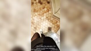 FK2 - Jeune voisin aide sa salope de voisine à porter ses courses elle le récompense avec son cul