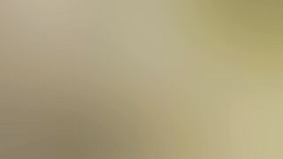 two Geile Blond Schlampen von der Security erwischt !!