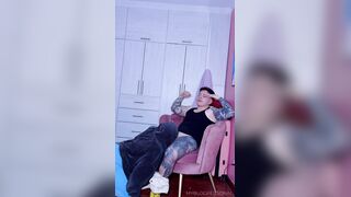 Banging my superlatively good ally after her yoga class (real amateur)