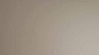 Naomi disrobes bare whilst giving an interview