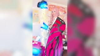 three Nights Dance Music Movie with Artikal Sound System dancing Suzy Wylde