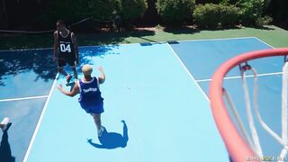 Ballers Bella Rolland, Thick Butt Daphne Brazzers