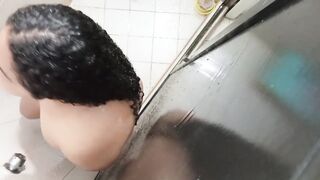 Plump sister-in-law in the bath